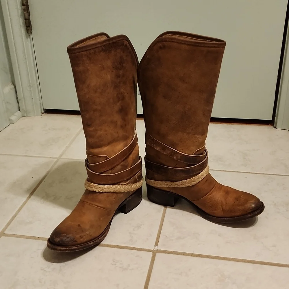 Freebird by Steven Drove Boots - Picture 5 of 11